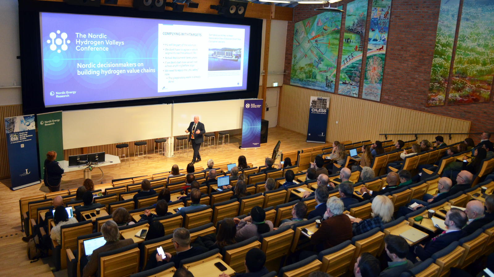 ViA zinātniskā asistente gūst zināšanas un iedvesmu konferencē “Ziemeļvalstu ūdeņraža risinājumi mūsu kopīgajai nākotnei”